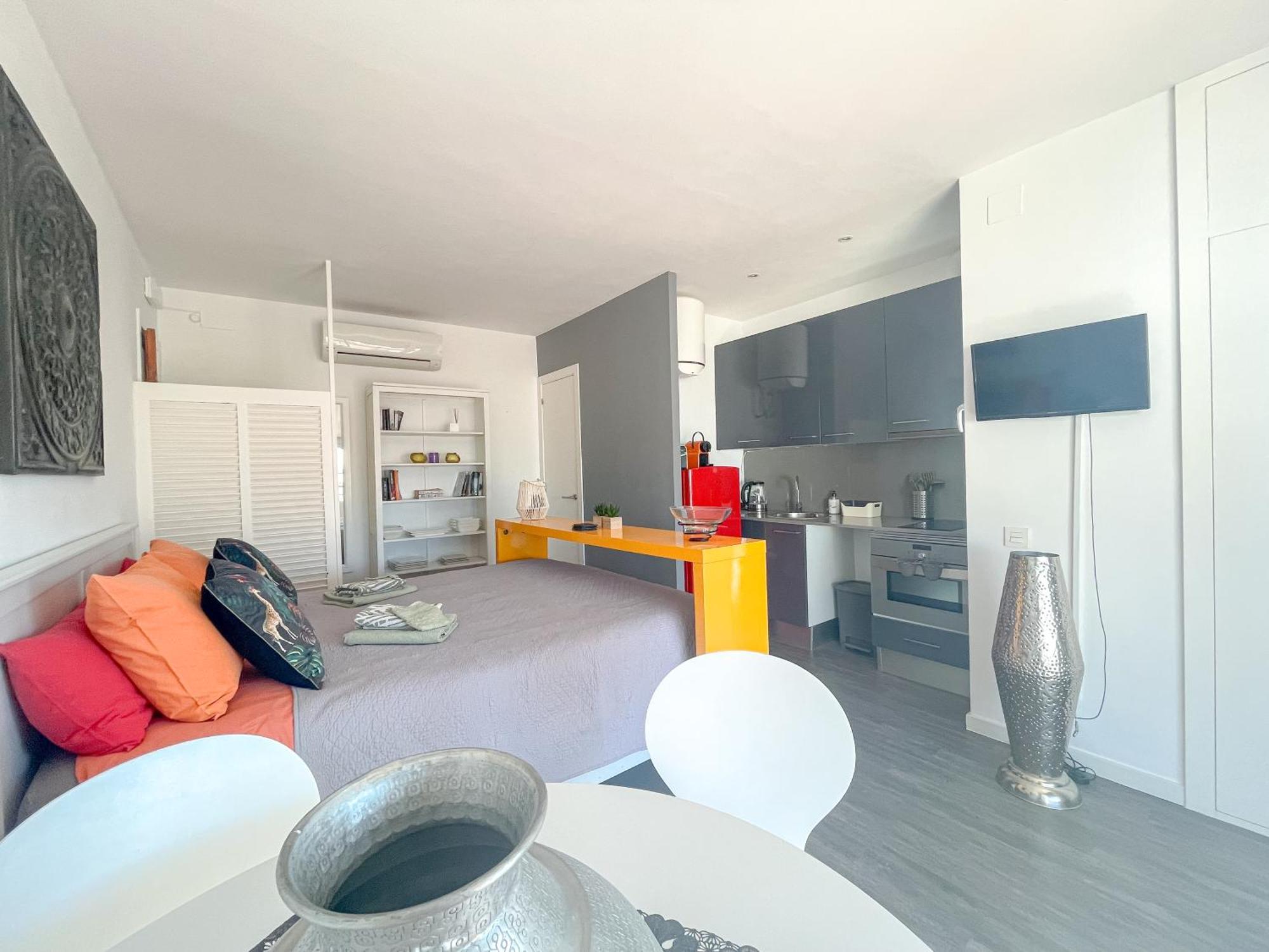 Unique Studio Apartment With Amazing Terrace Sitges Centre Beach Экстерьер фото